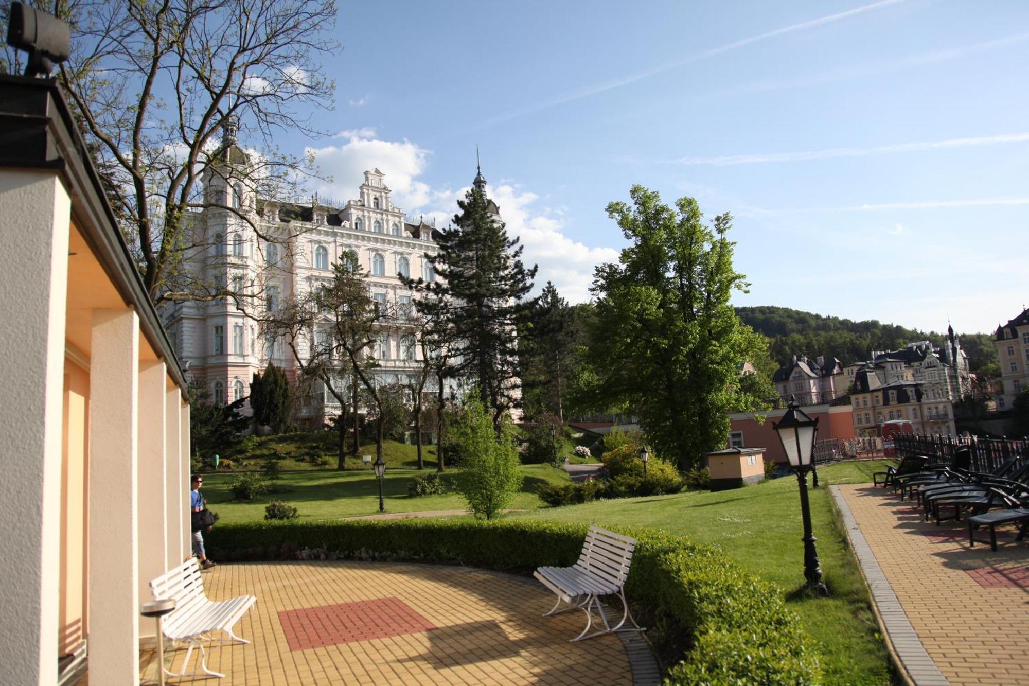 Hotel Bristol Palace Karlovy Vary Esterno foto