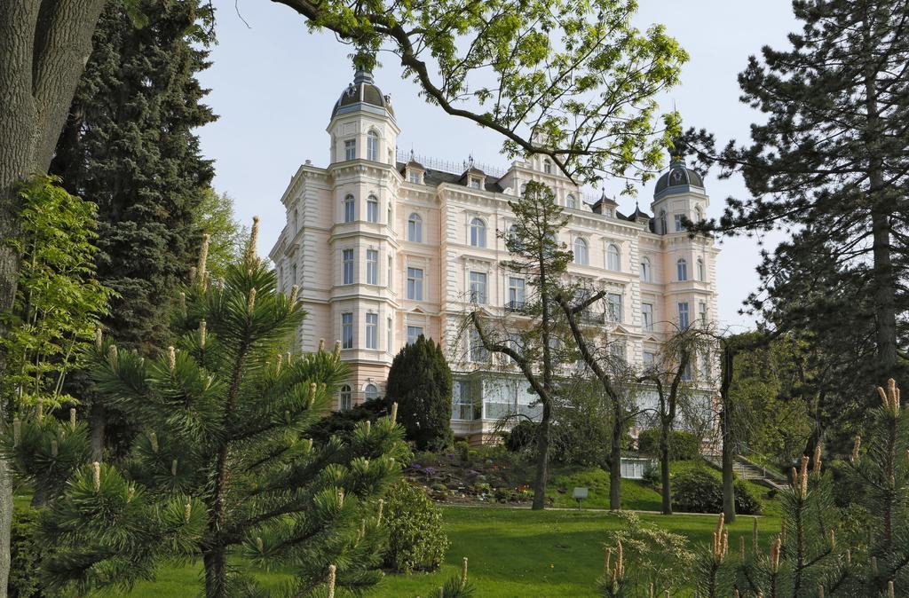 Hotel Bristol Palace Karlovy Vary Esterno foto